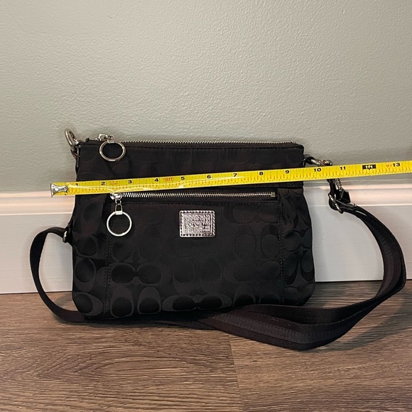 Coach Poppy Crossbody Bag - Picture 4 of 16